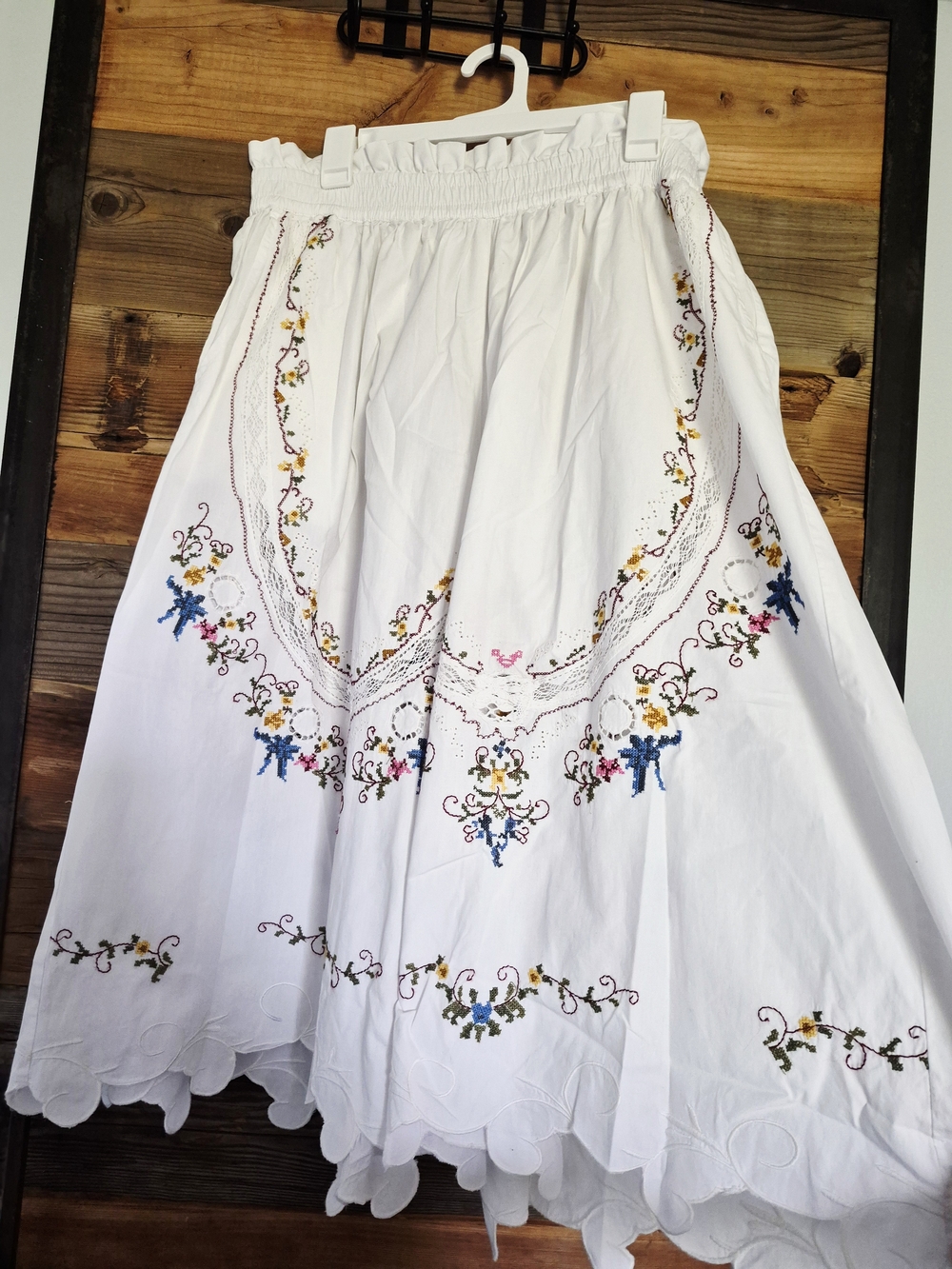 Anthropologie Embroidered Culottes Size Large - Picture 7 of 11